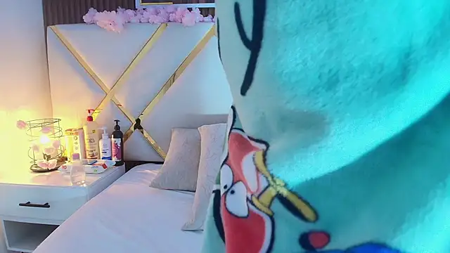 Real virgin Pussy online show from 07.08.26