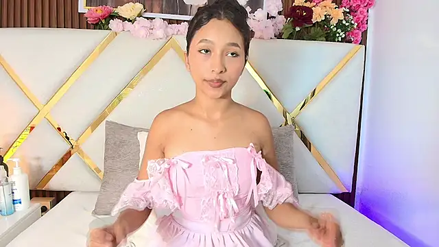 Real virgin Pussy online show from 07.31.26