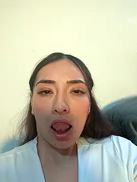 Snapshot of anny_bianchy chatting on 07.22.26 anny bianchy online show from 07.22.26
