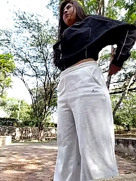 ThamaraGen  online show from 02.26.26