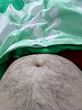 Snapshot of madalin80 chatting on 02.02.26 madalin80 online show from 02.02.26