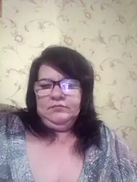 Snapshot of NysiOlsen chatting on 05.10.26 NysiOlsen online show from 05.10.26