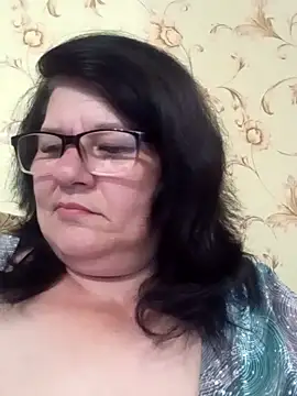 Snapshot of NysiOlsen chatting on 05.20.26 NysiOlsen online show from 05.20.26