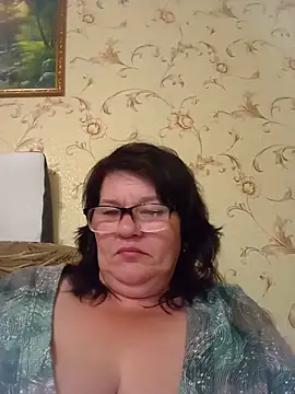 Snapshot of NysiOlsen chatting on 05.31.26 NysiOlsen online show from 05.31.26