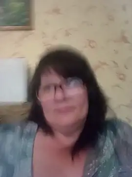 Snapshot of NysiOlsen chatting on 06.14.26 NysiOlsen online show from 06.14.26