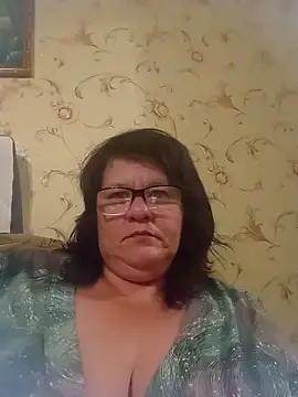 Snapshot of NysiOlsen chatting on 06.16.26 NysiOlsen online show from 06.16.26