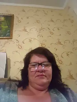Snapshot of NysiOlsen chatting on 06.18.26 NysiOlsen online show from 06.18.26