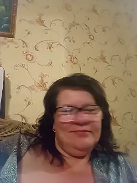 Snapshot of NysiOlsen chatting on 06.19.26 NysiOlsen online show from 06.19.26