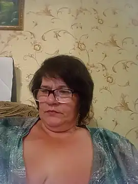 Snapshot of NysiOlsen chatting on 07.03.26 NysiOlsen online show from 07.03.26