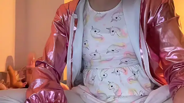 Snapshot of B4by_Pink chatting on 01.13.26 B4by Pink online show from 01.13.26