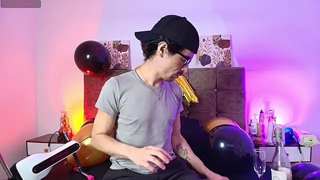 Ethan Briggs  online show from 07.28.26