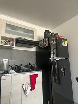 Pretty  Milf online show from 05.23.26