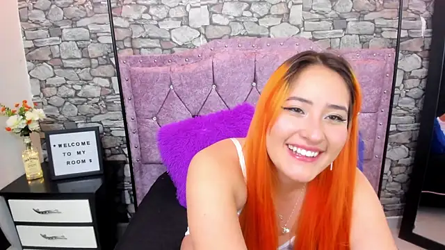 Snapshot of honey__lemon7 chatting on 01.14.26 honey lemon7 online show from 01.14.26