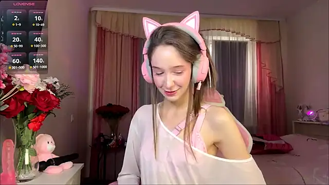 Snapshot of MarcelaBlas chatting on 07.27.26 MarcelaBlas online show from 07.27.26