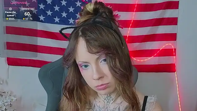 MoonHaze   online show from 03.10.26