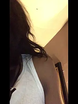 Snapshot of dianagonewild chatting on 03.21.26 dianagonewild online show from 03.21.26