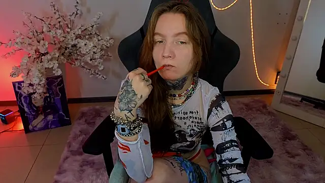 Snapshot of Lappyloo chatting on 02.03.26 Lappyloo online show from 02.03.26