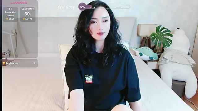 Snapshot of awayaya chatting on 05.15.26 awayaya online show from 05.15.26