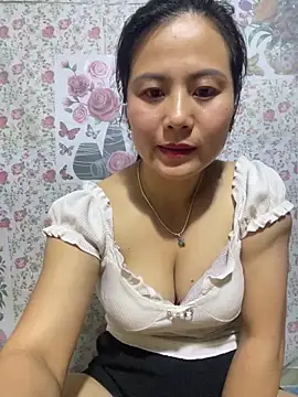 Snapshot of IORio2x chatting on 06.08.26 IORio2x online show from 06.08.26