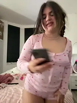 Snapshot of LilaMason chatting on 01.16.26 LilaMason online show from 01.16.26