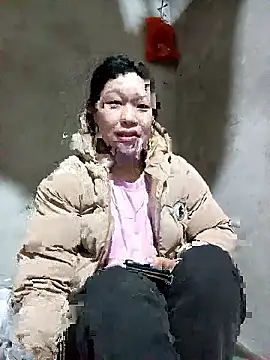 Snapshot of Nga_x9 chatting on 01.14.26 Nga x9 online show from 01.14.26