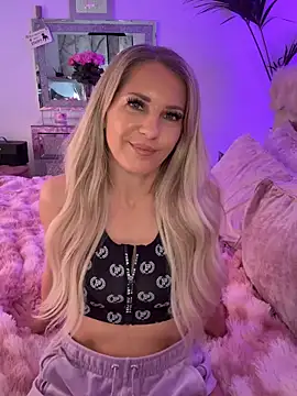 JulieSol online show from 02.15.26