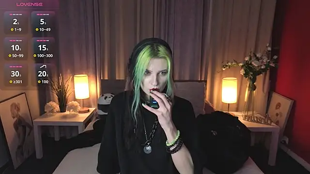 ToxicKittyy online show from 02.08.26