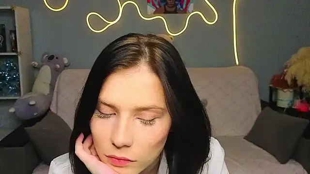 Snapshot of JinxMoon chatting on 02.05.26 JinxMoon online show from 02.05.26