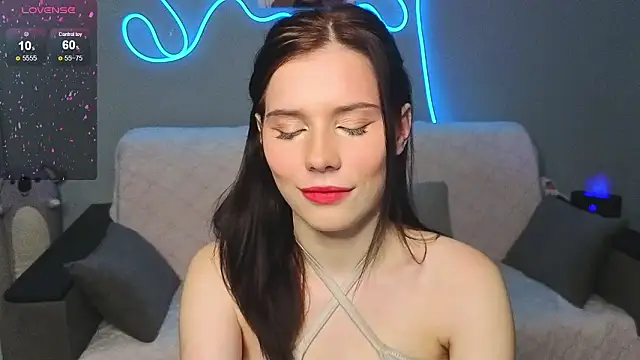 Snapshot of JinxMoon chatting on 02.19.26 JinxMoon online show from 02.19.26