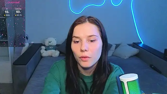 Snapshot of JinxMoon chatting on 03.13.26 JinxMoon online show from 03.13.26