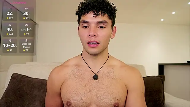 Snapshot of Thiago_L chatting on 02.10.26 Thiago L online show from 02.10.26