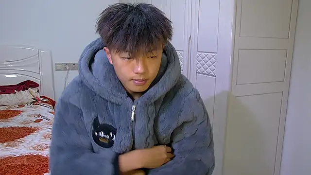 Snapshot of Chocolates-001 chatting on 01.17.26 Chocolates-001 online show from 01.17.26