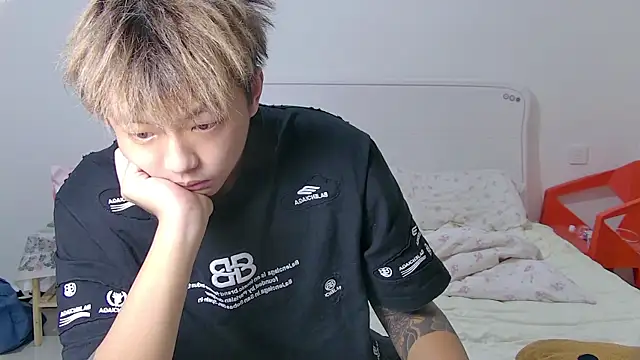 Chocolates-001 online show from 07.22.26