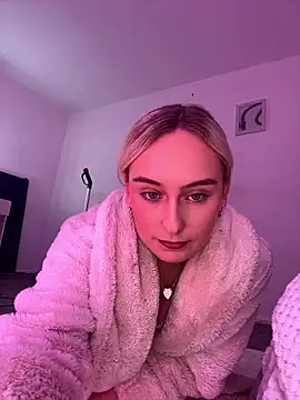 Snapshot of Scarletbx chatting on 01.14.26 Scarletbx online show from 01.14.26