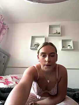 Snapshot of Scarletbx chatting on 01.15.26 Scarletbx online show from 01.15.26