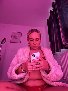 Snapshot of Scarletbx chatting on 01.18.26 Scarletbx online show from 01.18.26