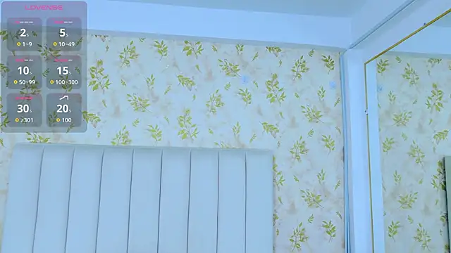 Crystal Angell online show from 02.02.26