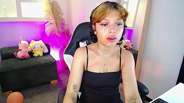 melodyy as online show from 04.28.26