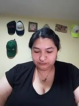 LauraHorny69 online show from 05.05.26