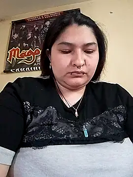 LauraHorny69 online show from 06.19.26