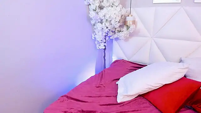 Adhara Vil online show from 03.17.26