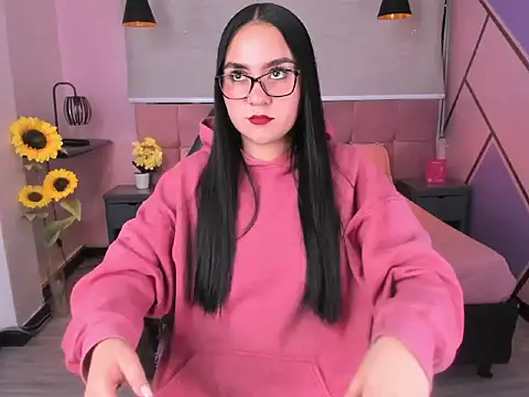 Snapshot of Valery_Duran_ chatting on 01.18.26 Valery Duran online show from 01.18.26