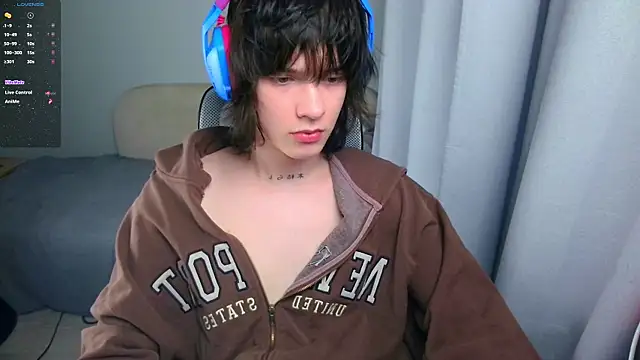 LeonBoykisser online show from 06.07.26