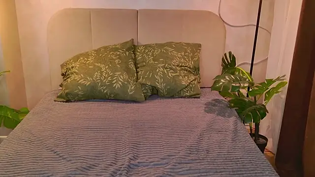 Snapshot of Hey_Lolly_ chatting on 01.31.26 Hey Lolly online show from 01.31.26