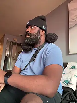 Snapshot of KOdaLion chatting on 03.23.26 KOdaLion online show from 03.23.26