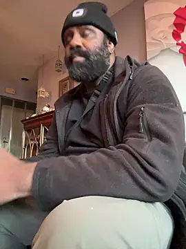 Snapshot of KOdaLion chatting on 03.25.26 KOdaLion online show from 03.25.26