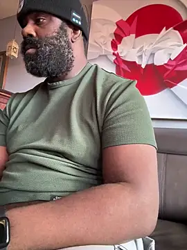 Snapshot of KOdaLion chatting on 03.28.26 KOdaLion online show from 03.28.26