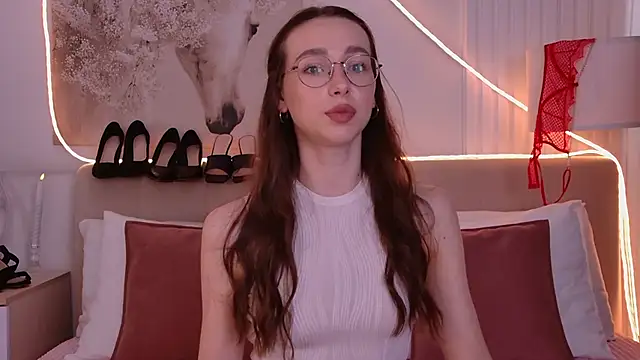 Emily Simon online show from 07.01.26