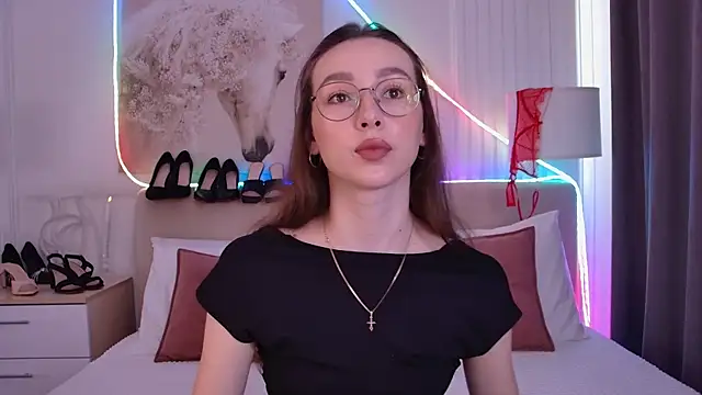 Emily Simon online show from 07.04.26