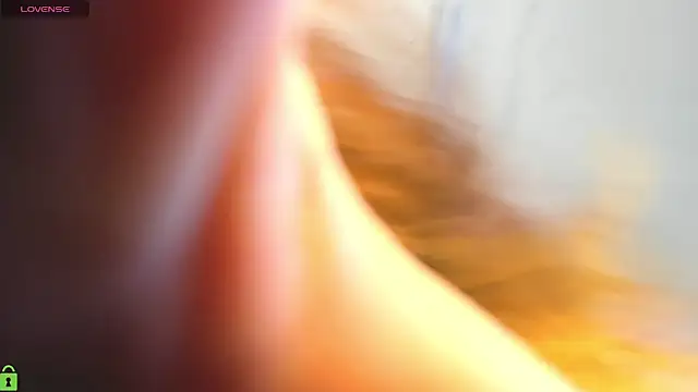 Eva Anderson online show from 02.15.26